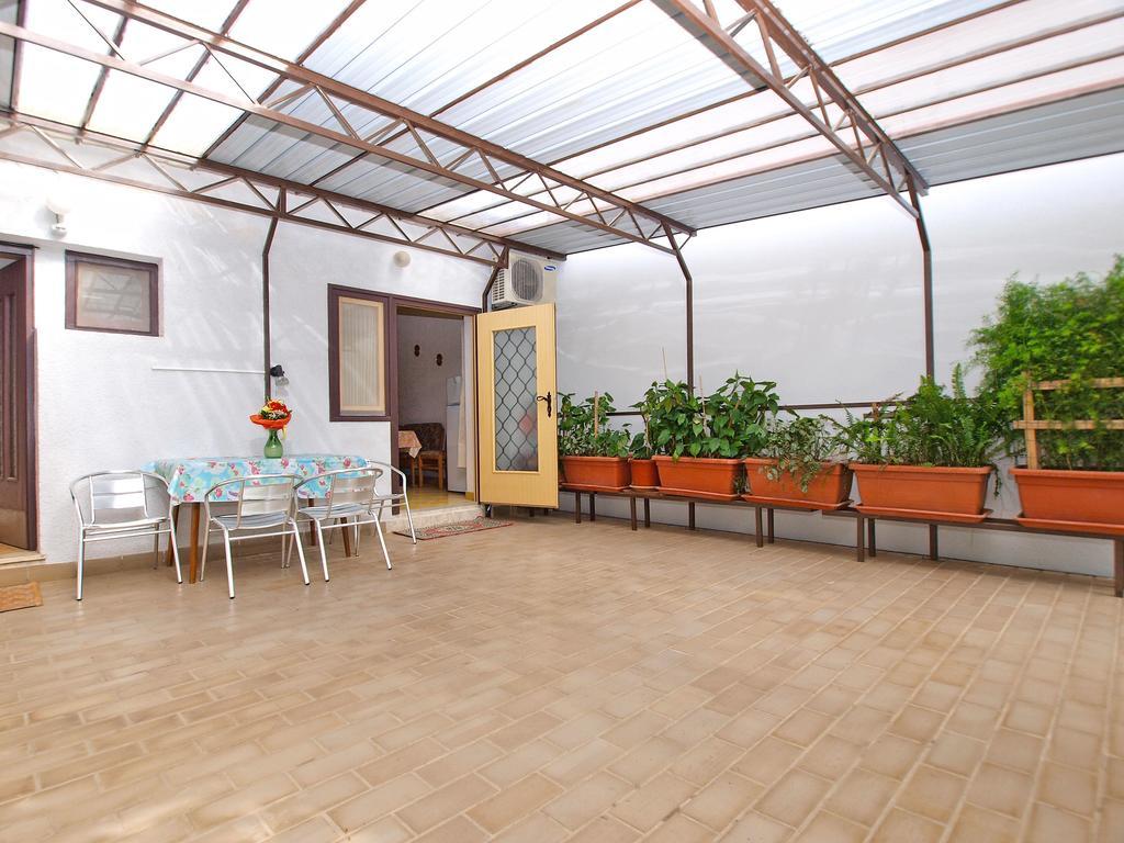 Apartments Branko 1348 Pula Exterior photo